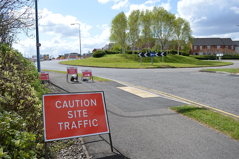 Photo of Parkway North Roundabout.