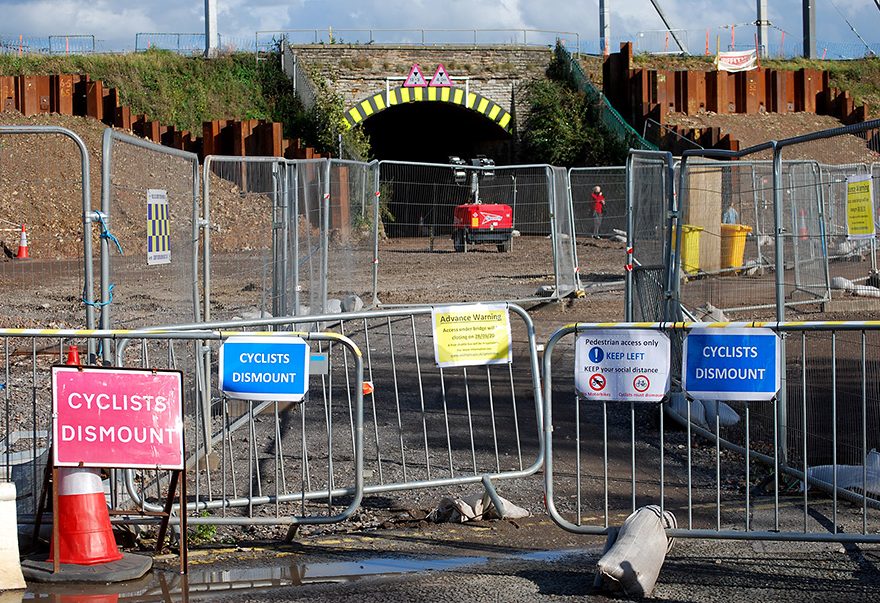 Photo of the footpath under the railway bridge (west side).